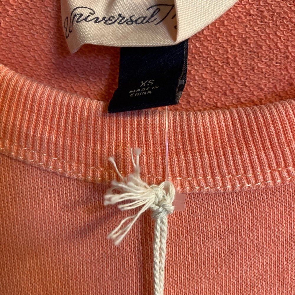 Universal Thread Short Sleeve Sweatshirt Distressed Coloring Orange | XS - Picture 2 of 6